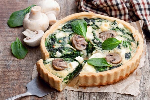 Quiche met champignons en spinazie