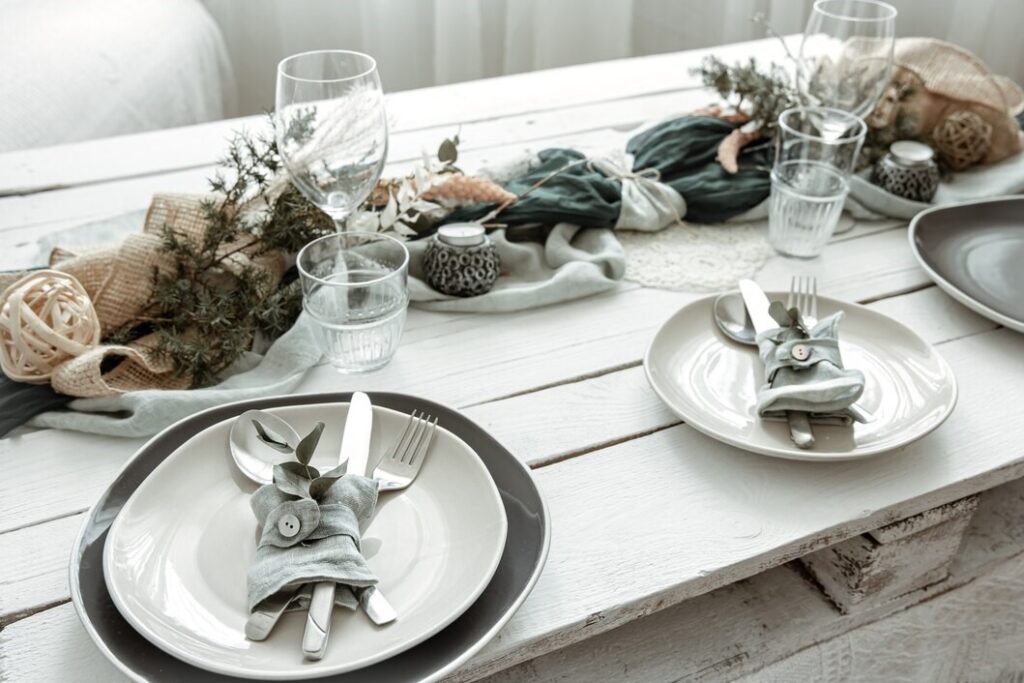 De kersttafel 2024 - traditionele elementen - moderne accenten horeca webzine 2